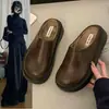Medias zapatillas cerradas estilo Birkenstock para mujer, con suela gruesa, que aumentan la altura, cubiertas de cuero, forradas de vellón, nueva colección otoño/invierno 2026, zapatillas de algodón Birkenstock