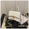 Vintage High-end Portátil Pequena Bolsa Feminina 2024 Novo Verão Simples Pequeno Quadrado Bolsa Elegante All-match Ombro Crossbody Bolsa