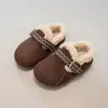 Zapatos de Algodón Cálido de Felpa para Niñas 2026 Nuevo Estilo Otoño/Invierno Estilo Británico Retro Infantil Zapatos Birkenstock Zapatos Peludos para Niños Pequeños