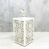 Lâmpada de Vento Dourada em Ferro Popular do Oriente Médio Transfronteiriça Lanterna Portátil Marroquina Luz Decorativa LED Vazada para Atmosfera Doméstica