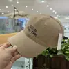 Gorra de Béisbol Gris con Visera Curva de Tendencia Estilo Coreano para Mujer 2025 Otoño, Que Hace que la Cara Parezca Más Pequeña, Adecuada para Todas las Estaciones