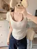 5157 # Estilo Novo de Verão Estilo Puro Desejo Camiseta de Manga Curta Botonê Falsa Dupla Peça para Mulheres, Slim Fit com Bojos Fixos no Peito