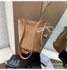 Bolsa Saco Fashion com Padrão Lichia para Mulheres 2026 Nova Tendência Estilo Coreano Bolsa Transversal Design de Nicho Bolsa de Ombro para o Dia a Dia