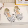 Zapatos de Baile de Verano Huecos Estilo Nuevo con Pedrería YNXU para Niñas Sandalias de Princesa con Lazo para Niños 2026