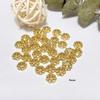 Direto da fábrica 18K banhado a ouro cor titular oca pétala jóias liga flor chapéu frisado DIY acessórios de jóias