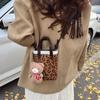 Bolsa feminina de ombro único com estampa de leopardo, bolsa transversal para celular, nova bolsa de mão com design de nicho fosco retrô de outono e inverno