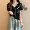 Fábrica 2025 Estilo Coreano Laço Contrastante Manga Curta Camiseta Feminina Verão Novo Gola Boneca Slim Top de Malha