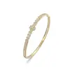 Pulsera de Corazón y Flor de Zirconia Chapada en Cobre Oro de 18 Quilates Elegante de Lujo Ligero Aogou para Mujer Pulsera Versátil de Gama Alta Nicho Nueva