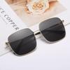 2026 Nova Moda Estilo Coreano Óculos de Sol Personalizados Armação Grande Óculos de Sol Anti-UV Simples Metal Quadrado Lentes Planas