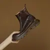 Botas Martin de estilo británico de suela gruesa de piel de oveja de primera capa, botas Chelsea cortas nuevas de otoño e invierno 2024, botas sencillas de primavera y otoño para mujer