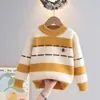 Suéter Masculino Infantil Novo Estilo Outono e Inverno 2025 Malha para Crianças Grandes Roupas Infantis Suéter Masculino