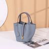 Bolsa 2023 Novo Estilo Cesta de Legumes Bolsa Feminina Bolsa Saco de Couro Genuíno Bolsa de Mão de Nicho de Alta Qualidade Bolsa para Mãe Bolsa para Noiva Casamento