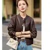 2026 Nueva Chaqueta de Cuero Corta Elegante de Moda de Gama Alta con Cuello Alto y Forro de Terciopelo Cálido para Mujer