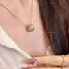 Estilo Antigo Médio Luxo Indústria Pesada Rosto Brilhante Incrustado Zircon Dupla Camada Anel Colar Personalidade Única Design Sentido Terno Alto
