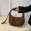 Bolsa de Inverno/Outono Estilo Coreano Nicho Camurça Pelúcia Fashionável Retrô Formato Bolinho Casual Versátil Ombro Único Transversal