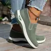 Zapatos de Mujer Transpirables Flyknit de Verano 2026, Suela Suave, Zapatos Ligeros para Caminar, Slip-On de Malla para Personas de Mediana Edad y Mayores, Calidad de Exportación