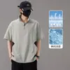 2026 Verano Nuevo Estilo Seda de Hielo Secado Rápido Camiseta de Manga Corta para Hombre Ins Ropa de Trabajo Casual Estilo Americano Polo con Media Cremallera y Cuello Alto
