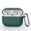Adecuado para Auriculares Bluetooth Apple AirPods Pro3 Modelo 2025 Color Puro Silicona Una Pieza Engrosada Cubierta Protectora de 2 mm