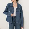 Foto Real # Top com design retrô de início de outono, jaqueta curta feminina destroyed, peça externa jeans casual