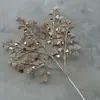Hojas de Ginkgo Doradas Hojas de Eucalipto Doradas Bayas de Acebo Artificiales Bayas Rojas Planta del Dinero Flores Artificiales Mayoreo