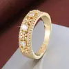 Anillo de Margarita Retro Europeo y Americano de Venta Caliente Transfronterizo Moda Lujo Ligero Alto Grado Anillo de Circonita Microincrustada Venta al Por Mayor