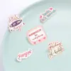 Broche de texto com tema rosa transfronteiriço emblema de metal com citação em inglês acessório para roupas exóticas mochila pino
