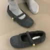 Zapatos de felpa de una sola pieza para mujer, zapatos retro Mary Jane, tendencia 2026, nuevo estilo de invierno, zapatos cálidos de una sola hebilla, zapatos peludos, zapatos de algodón