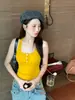 Top de tirantes ajustado de verano con escote cuadrado para mujer, con copas incorporadas, un diseño corto de moda y un estilo sin mangas que estiliza y es versátil para usar en capas