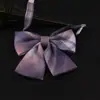 Raiz de Pena Gigante Preta Laço Vermelho Estilo Japonês Flor de Gola Feminina Estilo College JK Terno com Laço Laço Grande de Cor Sólida