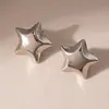 Brincos de Metal em Forma de Estrela Europeus e Americanos Transfronteiriços, Luxo Leve, Brincos de Alta Qualidade, Exquisitos, Simples, Modernos e Versáteis, Atacado