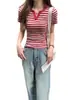 Camiseta de Manga Corta con Cuello Abierto a Rayas y Bloques de Color de Moda para Mujer, Nuevo Top Versátil Ajustado para el Verano 2026