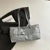 Nuevo Bolso de Hombro Único con Hebilla de Cuero Escarchado para Otoño Bolso de Mano Retro de Cuero con Cera de Aceite Moda Versátil Bolso de Axila para Mujer