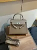 Bolsa Kelly de Grande Capacidade para Mulheres 2026 Novo Estilo Coreano Bolsa de Ombro Transversal para o Dia a Dia Bolsa Transversal de Grande Capacidade para o Dia a Dia