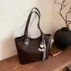 Bolsa de balde grande, elegante, casual e da moda estilo coreano, simples e versátil, design retrô, adequada para carregar na mão ou no ombro, bolsa de ombro feminina