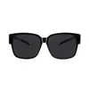 Juego de gafas de sol para miopía, gafas de sol de moda para hombre con clip, gafas de sol polarizadas anti-ultravioleta para hombres y mujeres, gafas de sol especiales para conducir.