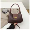 Moda de Inverno 2025 Textura Bolsa Satchel Bolsa Meia-Lua Popular Elegante Diária Prática Bolsa de Ombro Bolsa Transversal