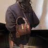 Bolso bandolera de piel con cera de aceite vintage de Niche, bolso de mujer, nuevo bolso bandolera de estilo occidental de alta gama, 2025.