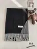 Bufanda de Lana Suave y Amigable con la Piel para Mujer, Nueva para Otoño/Invierno, Engrosada, a Cuadros, con Borlas, Atractiva, Versátil, Calentador de Cuello, para Viajes Diarios, Cálida