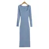G011-25 Nuevo Estilo de Invierno Estilo Europeo y Americano Sexy Estilo Pura Pasión Vestido Sexy de Manga Larga Ajustado con Cuello en U Expuesto en la Clavícula