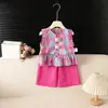 Conjunto Novo de Colete Xadrez de Verão para Meninas, Doce e Estiloso Conjunto de Duas Peças Coreano sem Mangas com Ombreiras Largas e Calças de Perna Larga para Meninas