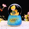 Caja de Música Giratoria Más Vendida con Bola de Cristal, Bailarina de Ballet y Diseño de Nieve Flotante de Cisne - una Decoración de Escritorio y Regalo de Cumpleaños