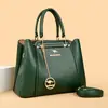 Bolsas Femininas para Comércio Exterior Transfronteiriço 2026 Novo Modelo Bolsa de Ombro em Couro Macio Gravado para Senhoras de Meia-Idade, Bolsa Transversal Atacado, Bolsa para Mãe