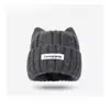 Nuevo Sombrero de Orejas de Gato para Mujer en Otoño e Invierno Estilo Coreano Lindo Cálido Protección para Orejas Cara Pequeña Tejido de Lana Frío Sombrero Venta al por Mayor