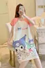 Pijama de nuevo estilo para mujer, verano, manga corta, fino, dibujos animados, lindo, holgado, camisón, vestido holgado de longitud media, ropa para casa, transmisión en vivo