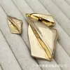 Botões de metal exagerados e assimétricos para ternos, casacos de lã tricotada e outras peças de vestuário; botões decorativos simples e versáteis, costurados à mão