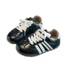 Sapatos femininos Agande tênis de treino 2026 Outono sapatos infantis Kids versáteis tênis de cano baixo para skate Tênis esportivos masculinos para atividades ao ar livre