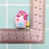Oso fresa de dibujos animados brillante pinza para el pelo hecha a mano DIY funda para teléfono móvil accesorios de pegatinas para coche de batería al por mayor