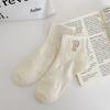 Calcetines de barco blancos y negros para mujer, boca baja, talón antideslizante, letra C, algodón peinado, bordado, calcetines para mujer, calcetines deportivos para niños