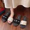 Zapatillas estilo Chanel de estilo francés para mujer, atuendo de verano 2025, nuevo estilo, moda de celebridad de internet, sandalias planas de playa con pedrería