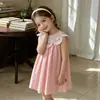 Nuevo Vestido de Verano para Niñas 2026 con Bordado Fresco, Vestido sin Mangas de Corte A en Rosa y Amarillo Claro, Vestido Versátil de Princesa para Niños